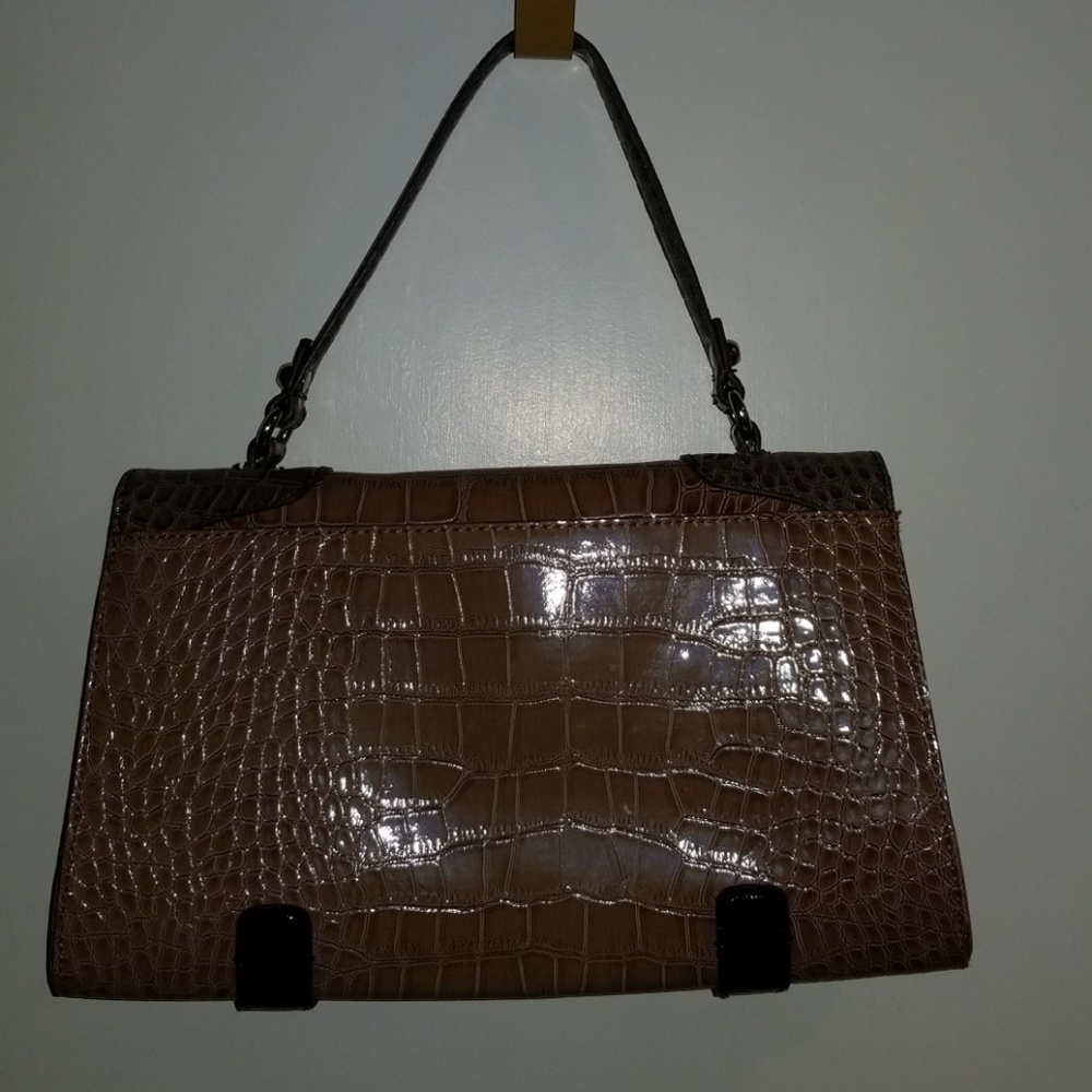 Guess Purse - Picture 2 of 6
